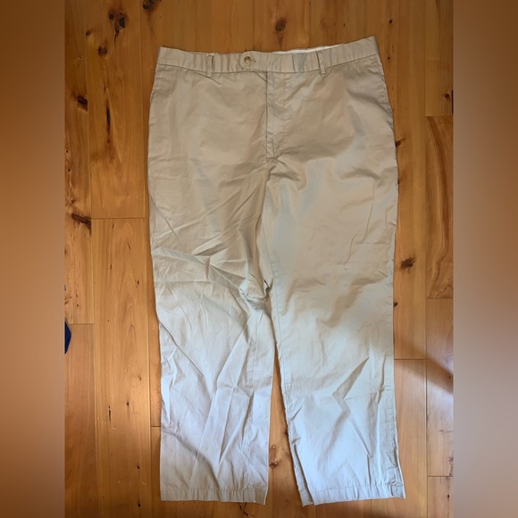 Men's vineyard vines khaki pants - Picture 2 of 4